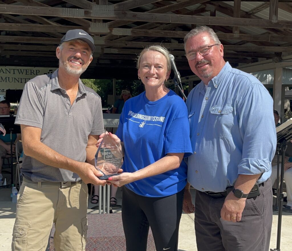 Antwerp Chamber of Commerce presents the 2025 Gem of the Year: Todd & Jeff Cook